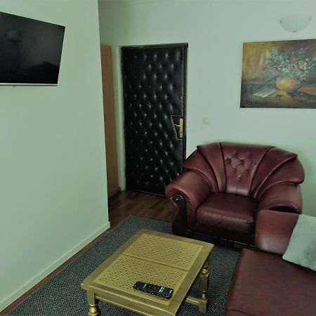 Appartamento Dorsi Belgrado Esterno foto