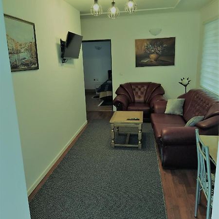 Appartamento Dorsi Belgrado Esterno foto