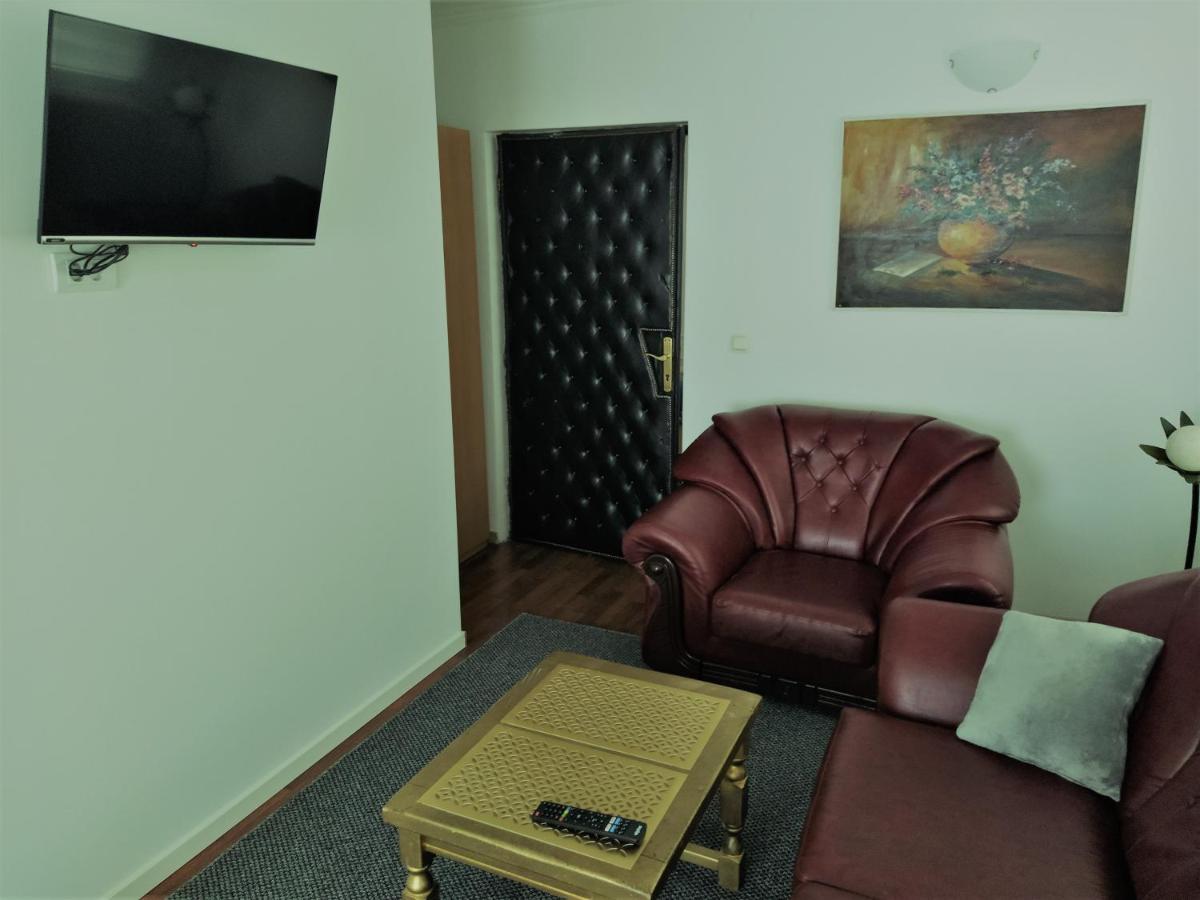 Appartamento Dorsi Belgrado Esterno foto