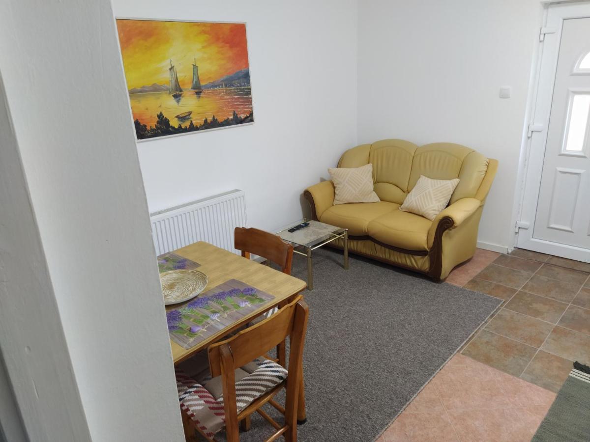 Appartamento Dorsi Belgrado Esterno foto