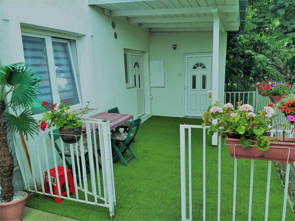 Appartamento Dorsi Belgrado Esterno foto